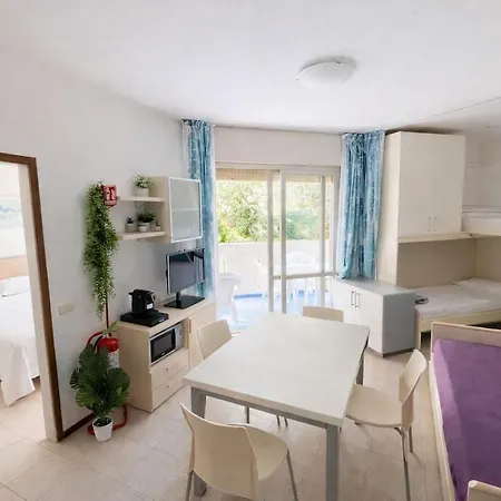Apartment 10m Dalla Con Piscina E Parcheggio Al Coperto *