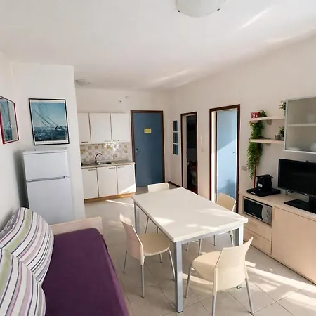 10m Dalla Con Piscina E Parcheggio Al Coperto Apartament