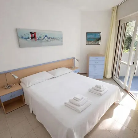 10m Dalla Con Piscina E Parcheggio Al Coperto Apartment Lignano Sabbiadoro