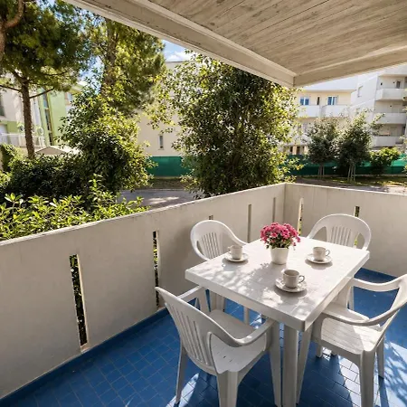 10m Dalla Con Piscina E Parcheggio Al Coperto Apartament Lignano Sabbiadoro