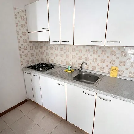 Apartment 10m Dalla Con Piscina E Parcheggio Al Coperto